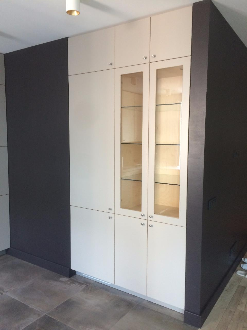 Кухня из фанеры, фасады - фанера с итальянским пластиком Abet Laminati