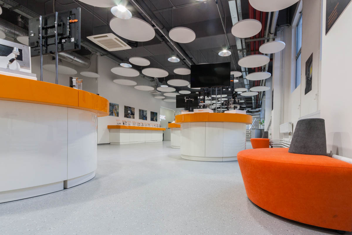 Офис компании ренишоу