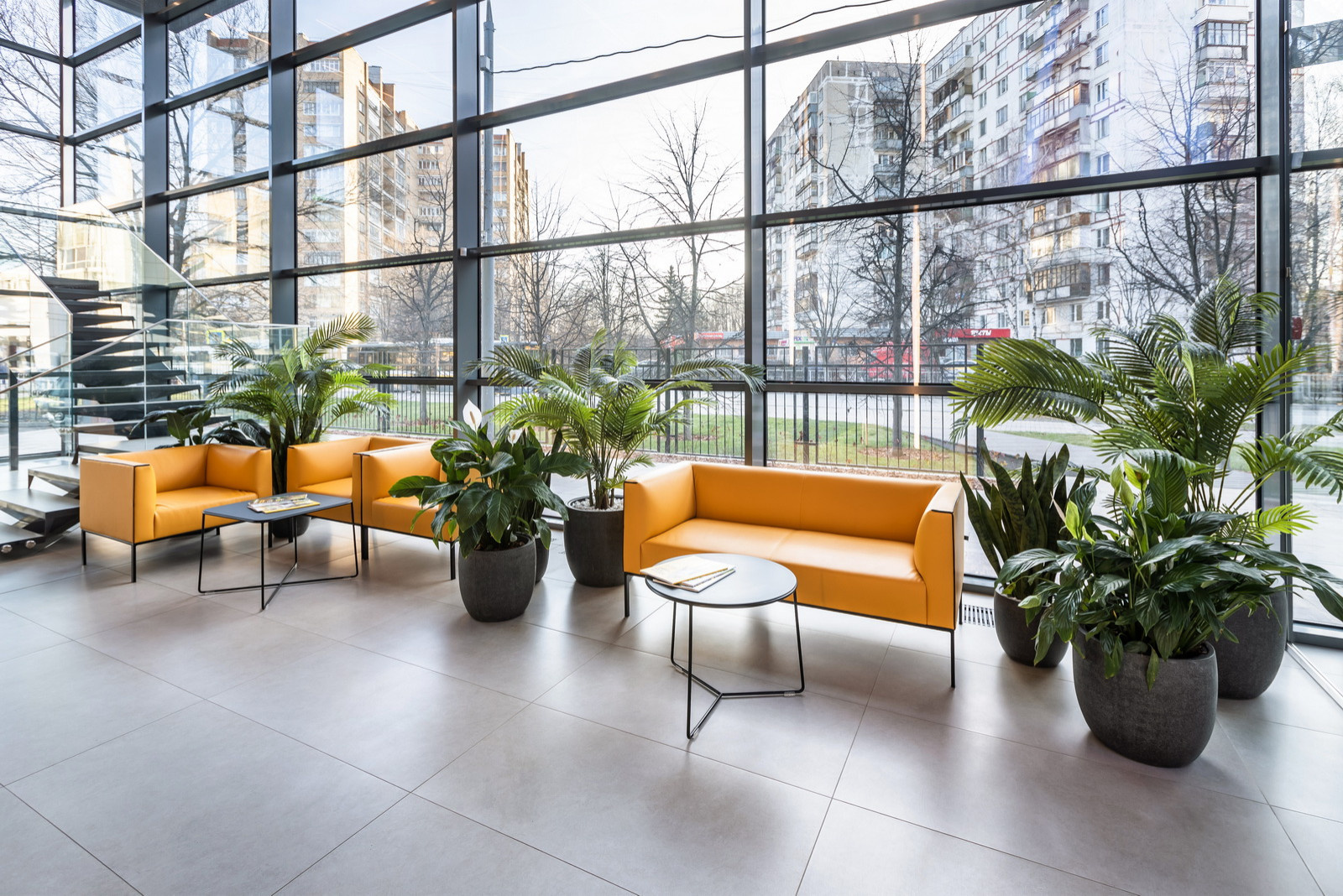 Цветочные композиции для украшения интерьеров домов, квартир и офисов.