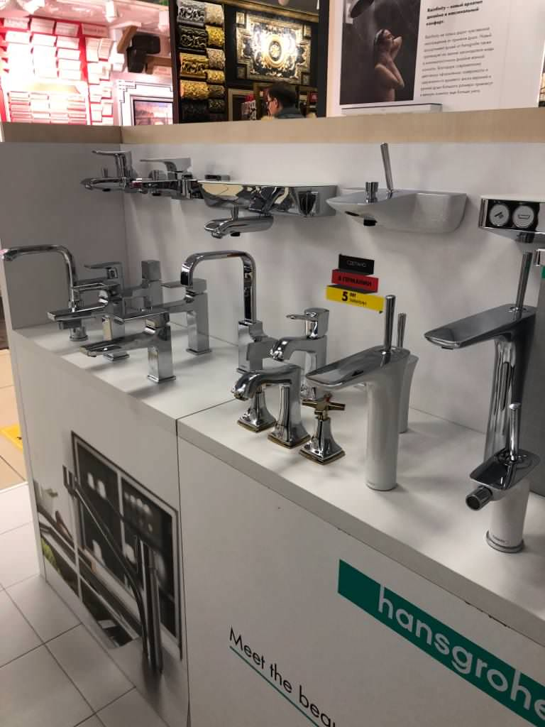 Фото с наших новых монобрендовых зон с Экпостроя ЦДиИ