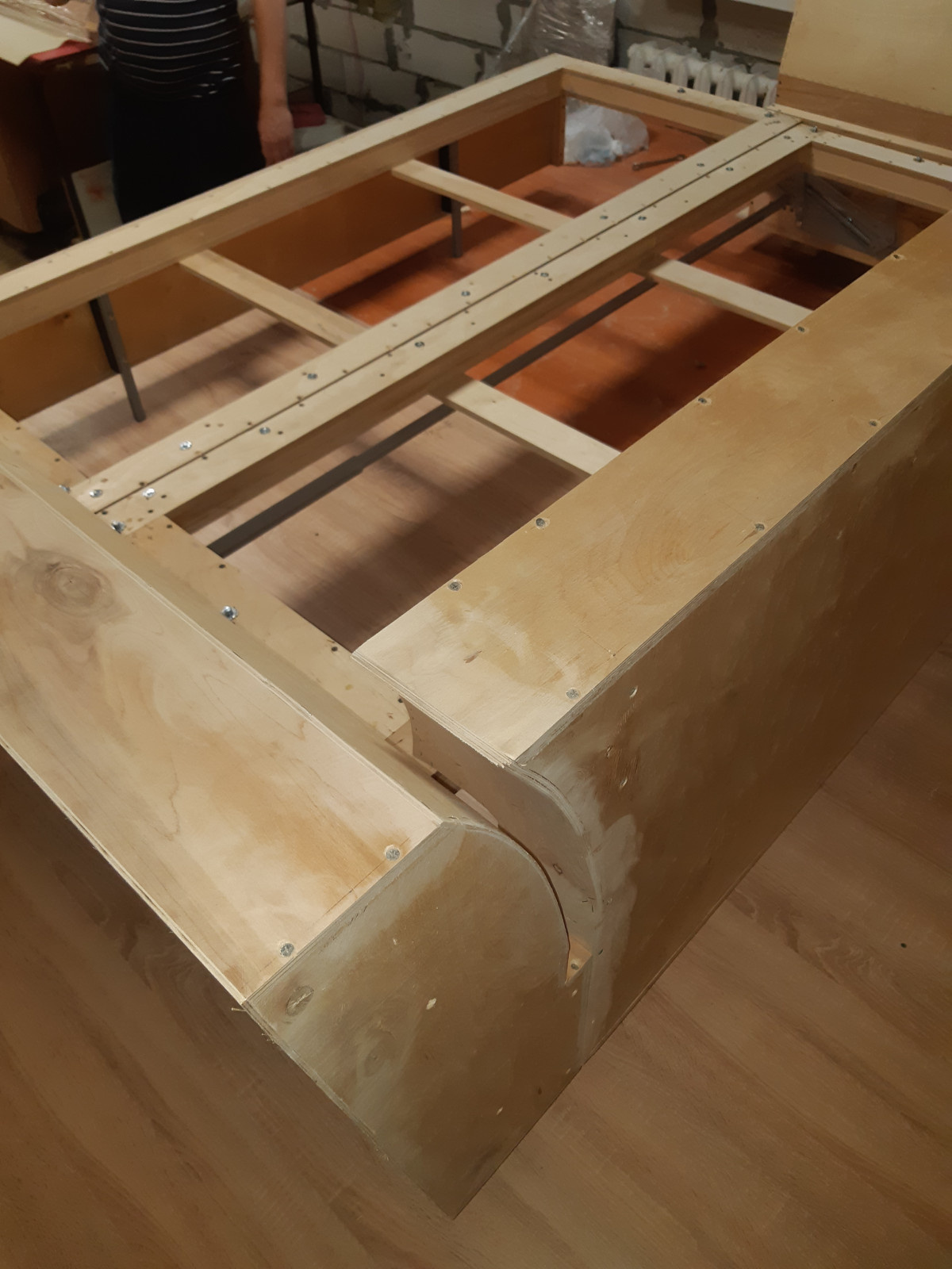 Диван изготовлен по фото