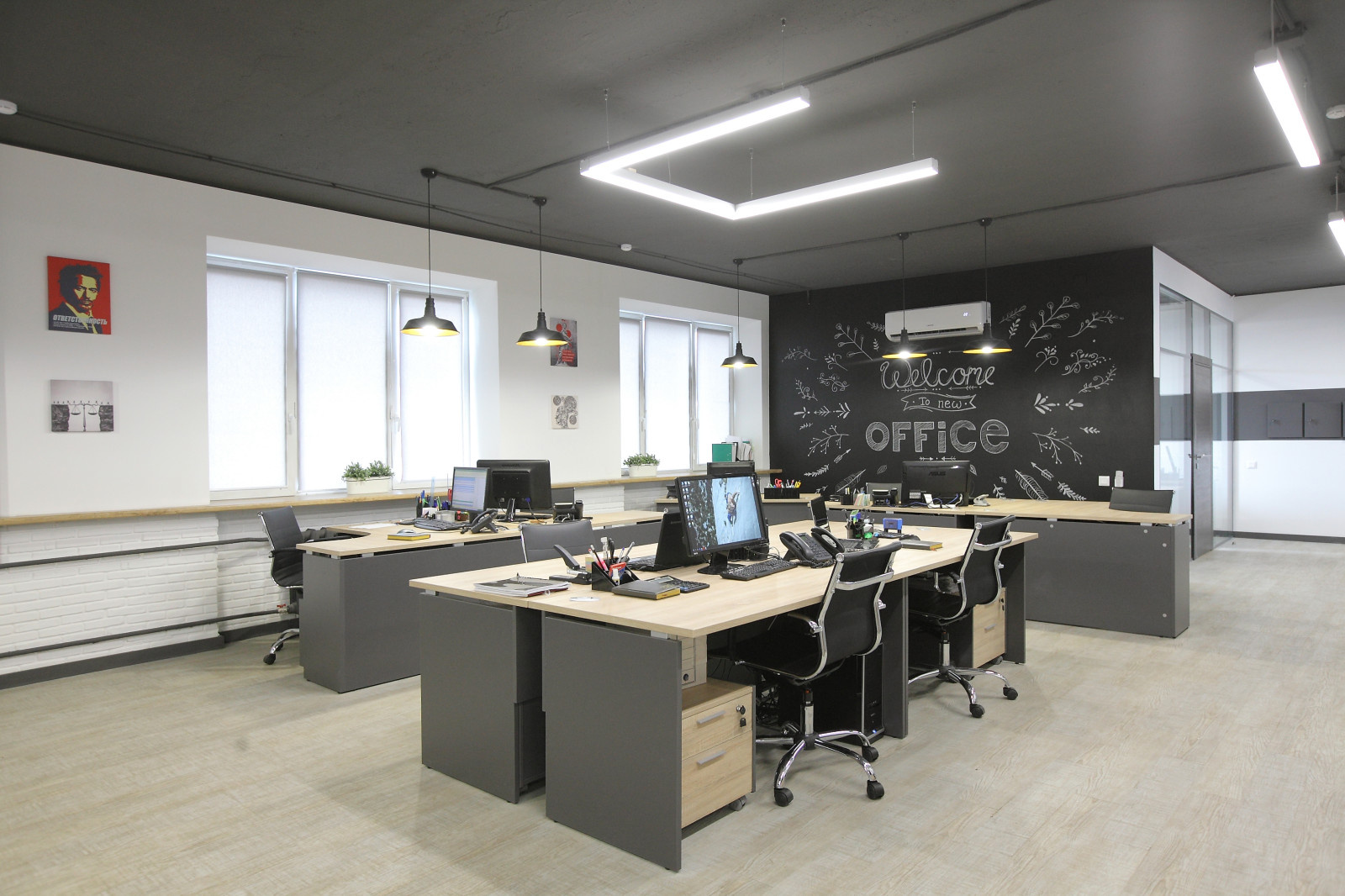 Офисное пространство с open space
