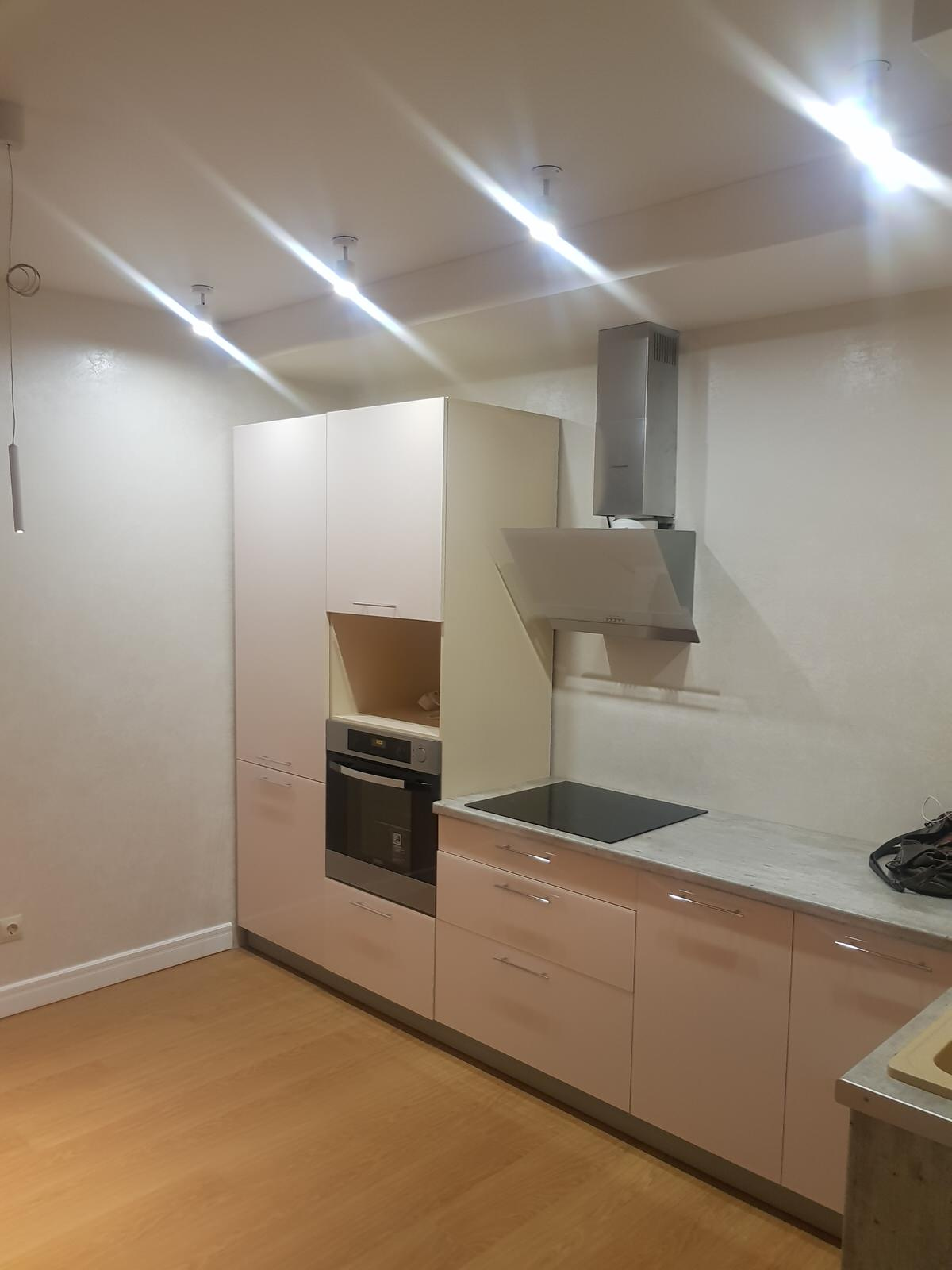 Новаторов 8