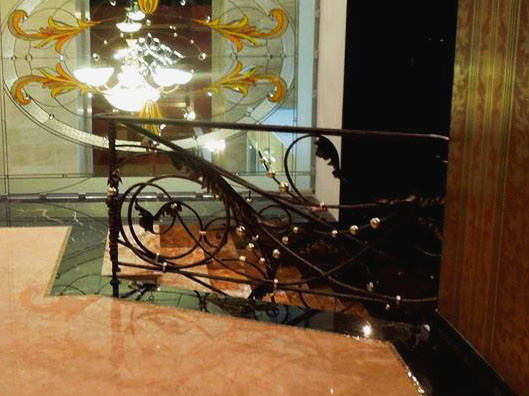 Кованные ограждения лестницы