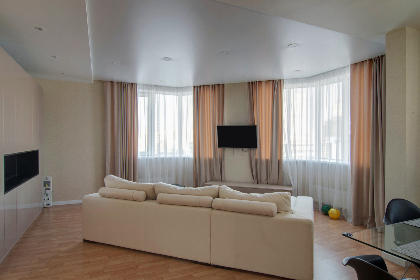 Островского 7