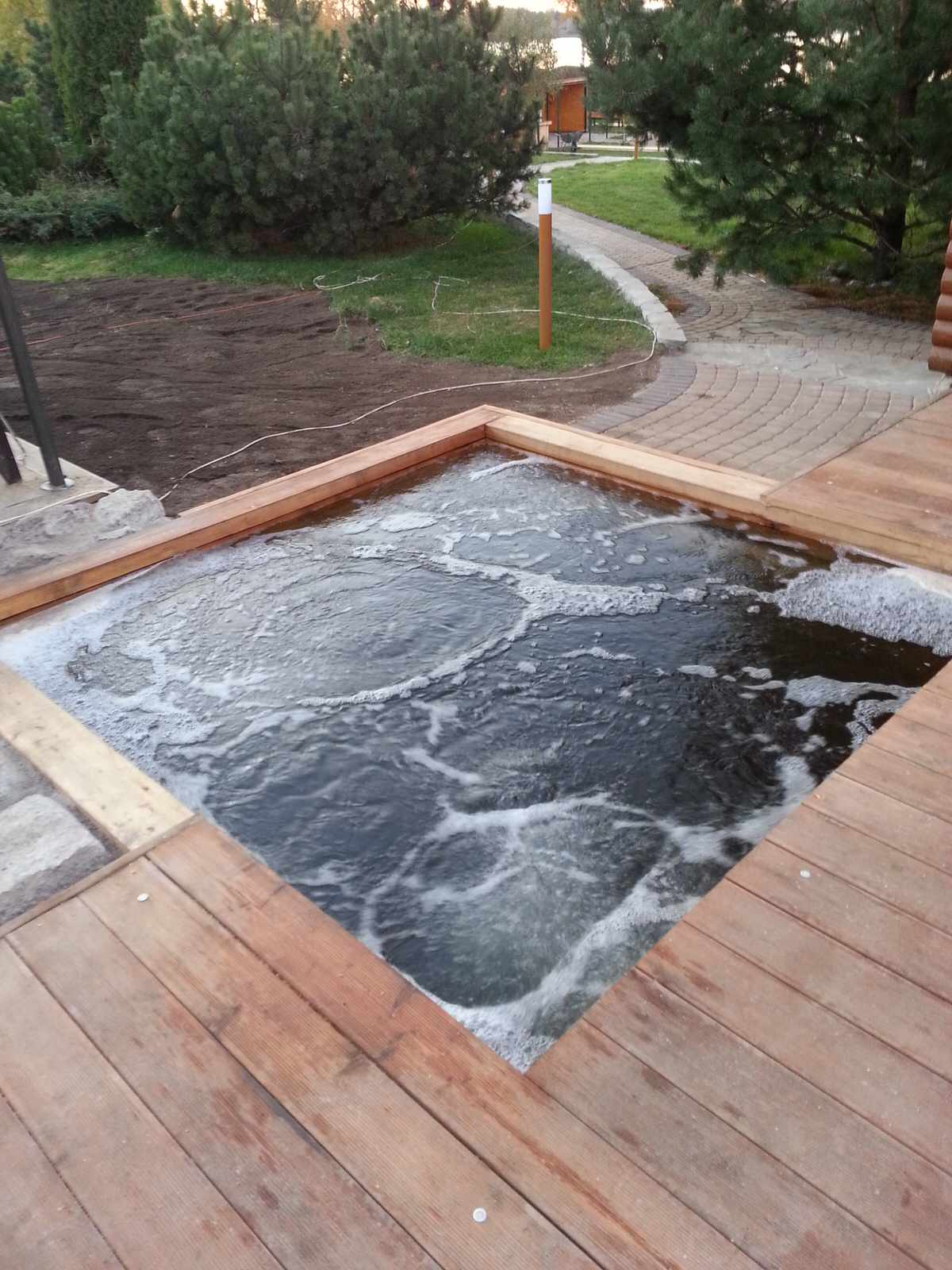 Плавательный водоём с купелью в п. Борисово
