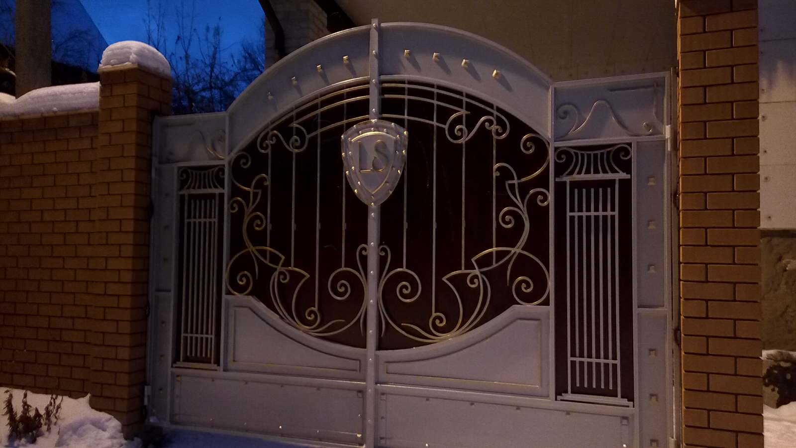 Кованые ворота