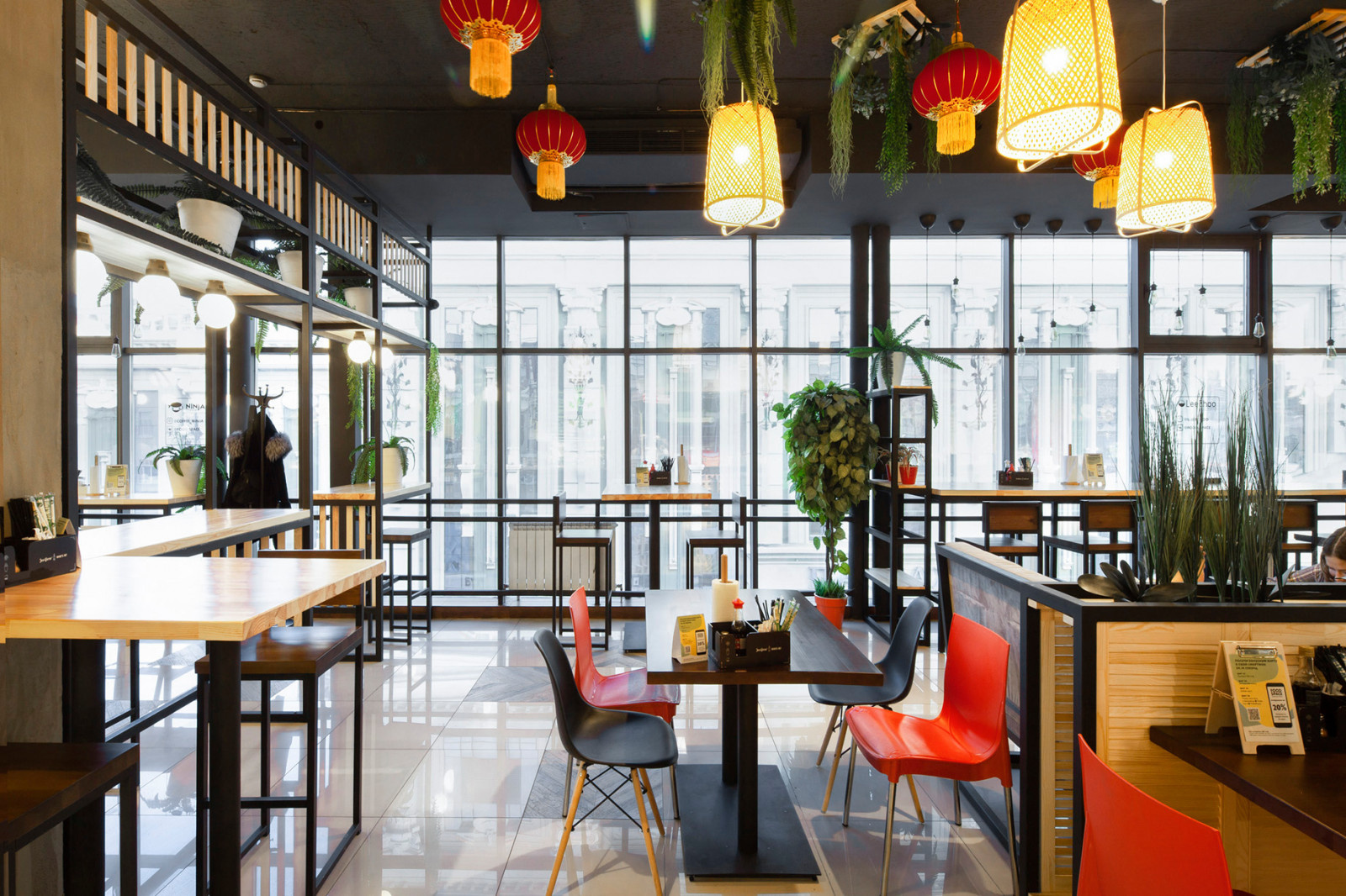 Дизайн интерьера ФУДКОРТА в тц Успенский