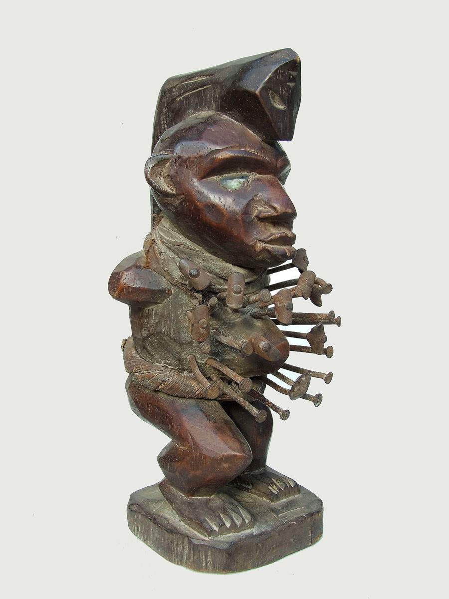 Обложка проекта: Аутентичные ритуальные африканские статуэтки