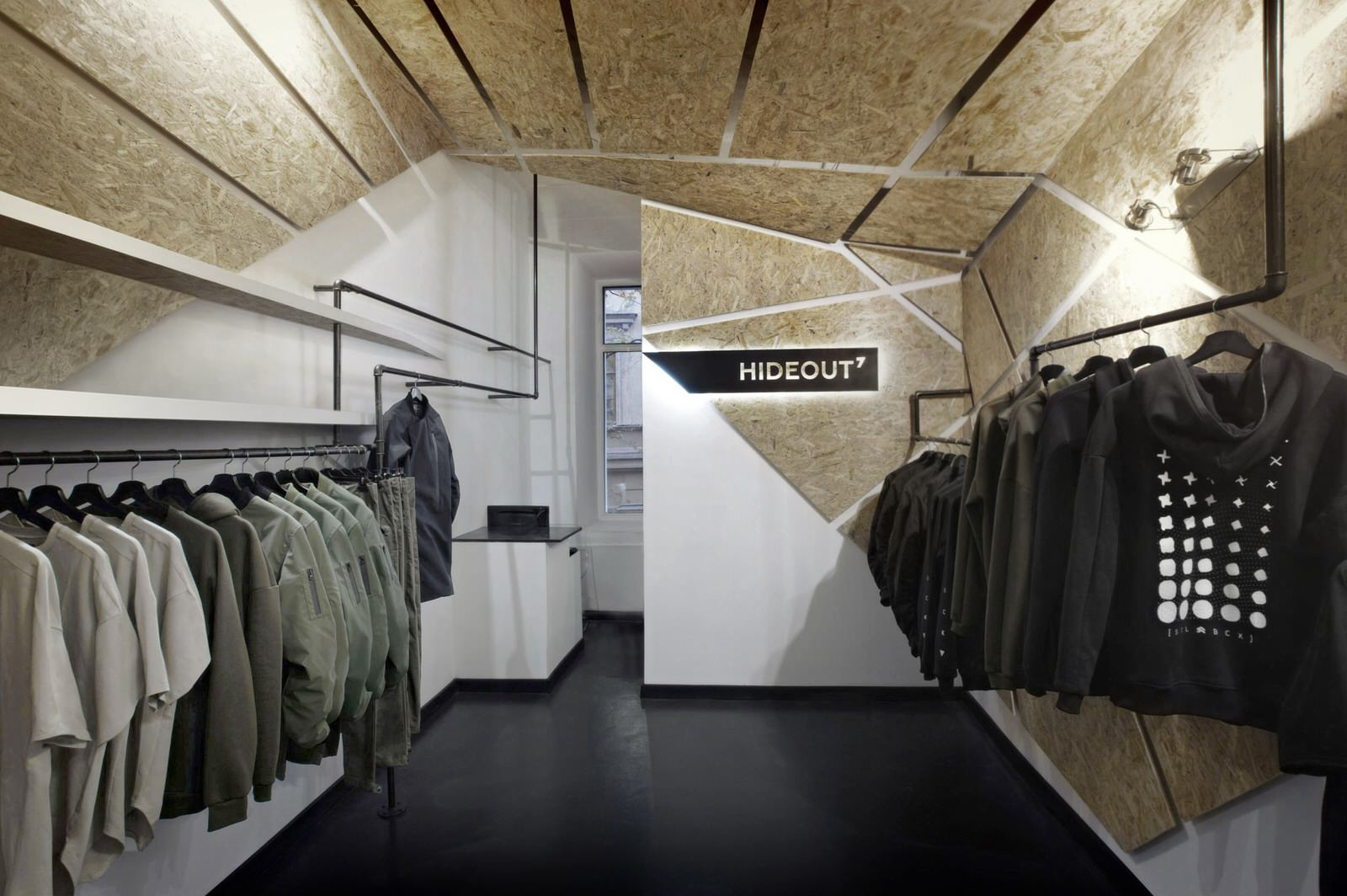 HIDEOUT 7 | showroom