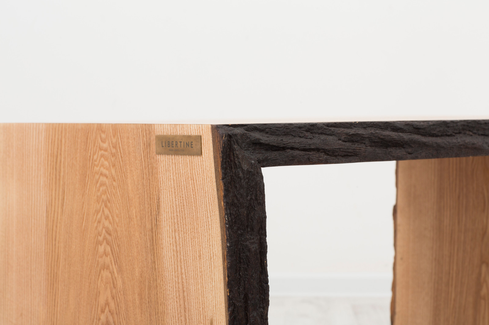 Кофейный стол DAO