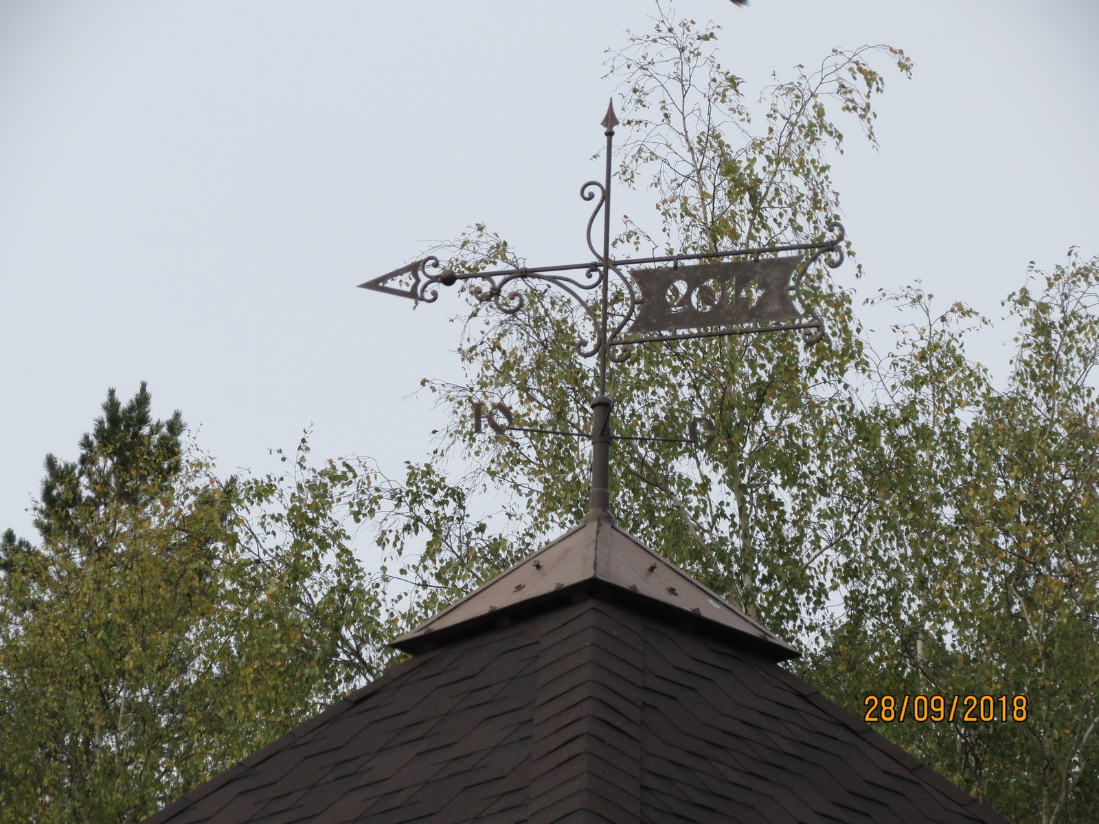 кованый флюгер