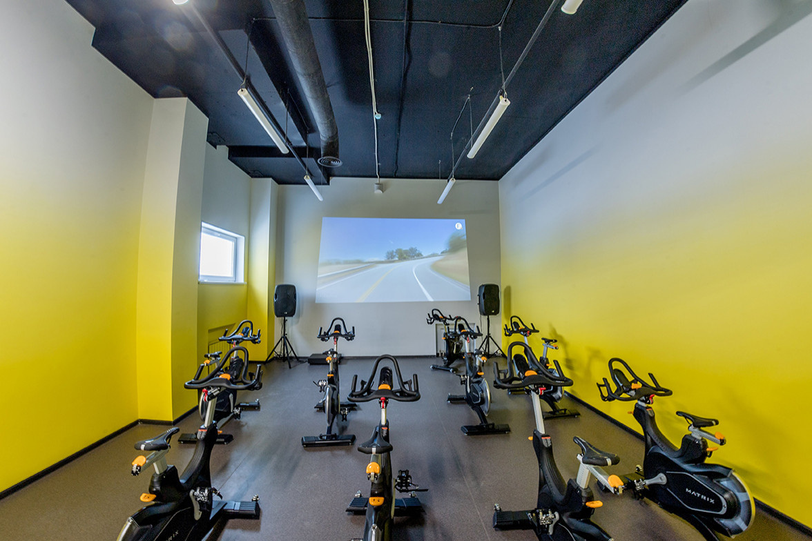 Фитнес-клуб "Атлетик Акварин"