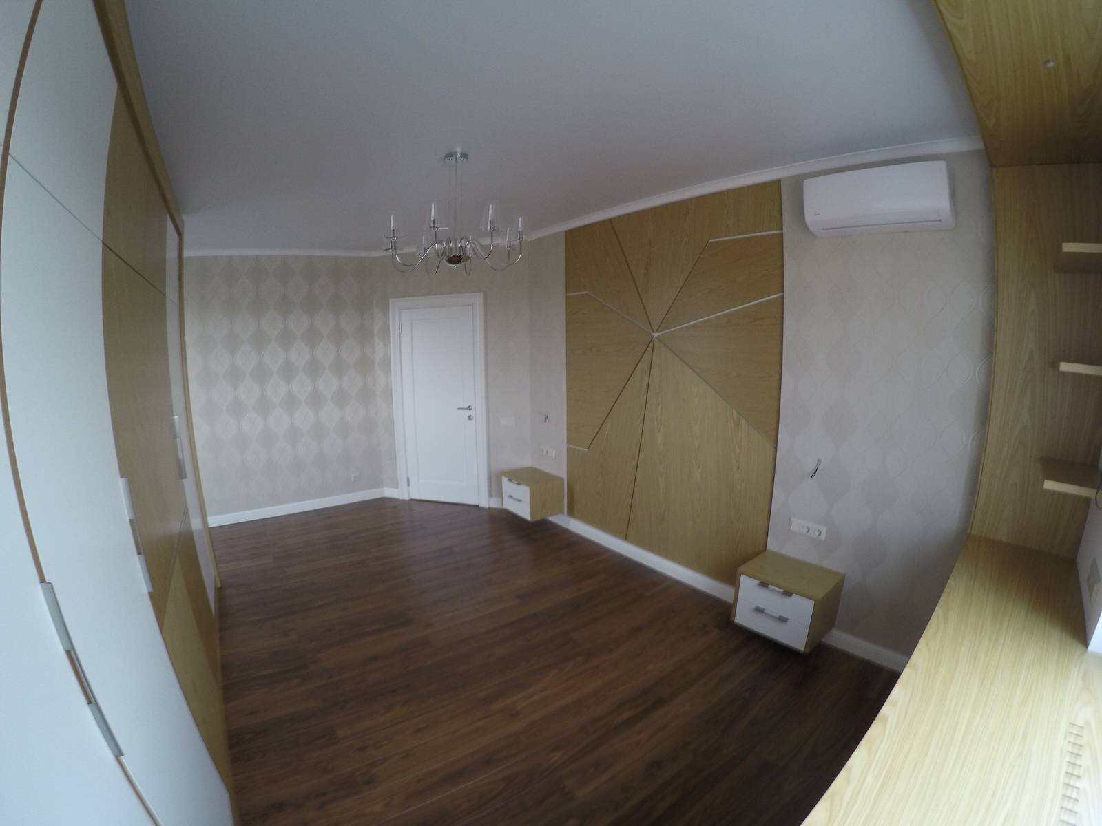 Квартира на Лукьяна Попова 103