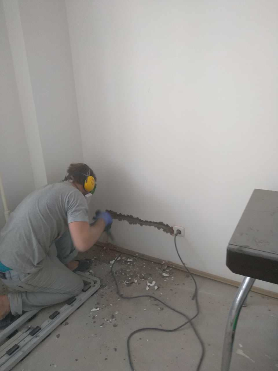 Комплексный электромонтаж квартиры