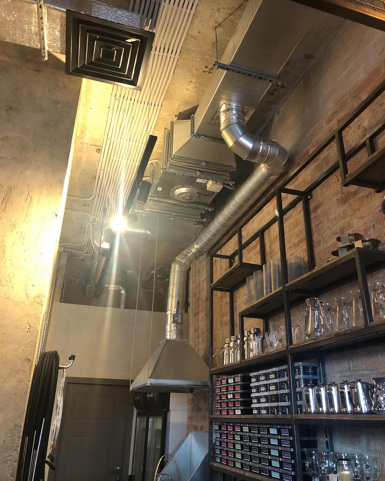 Проект вентиляции и электрики в кальянной