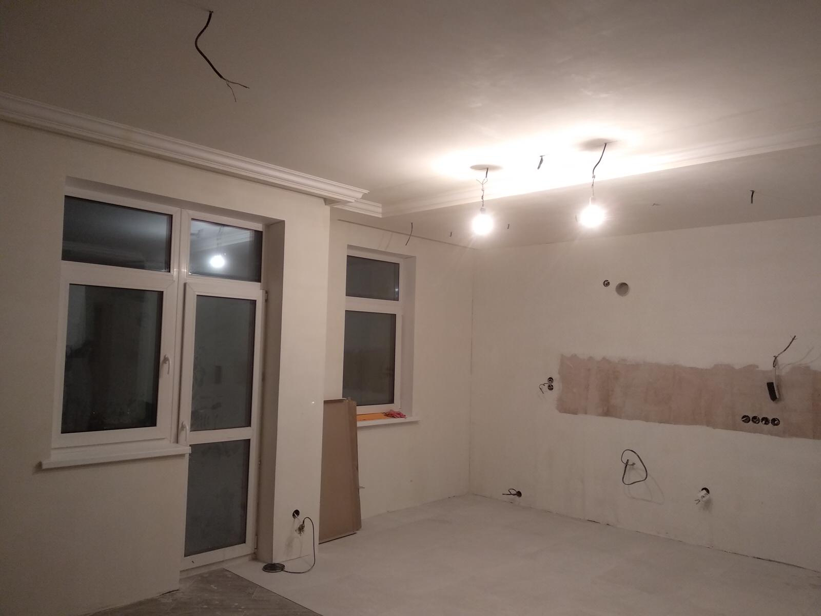 ЖК "Вивальди". "Прохладный серый". Кухня-гостиная в современном стиле. Фото