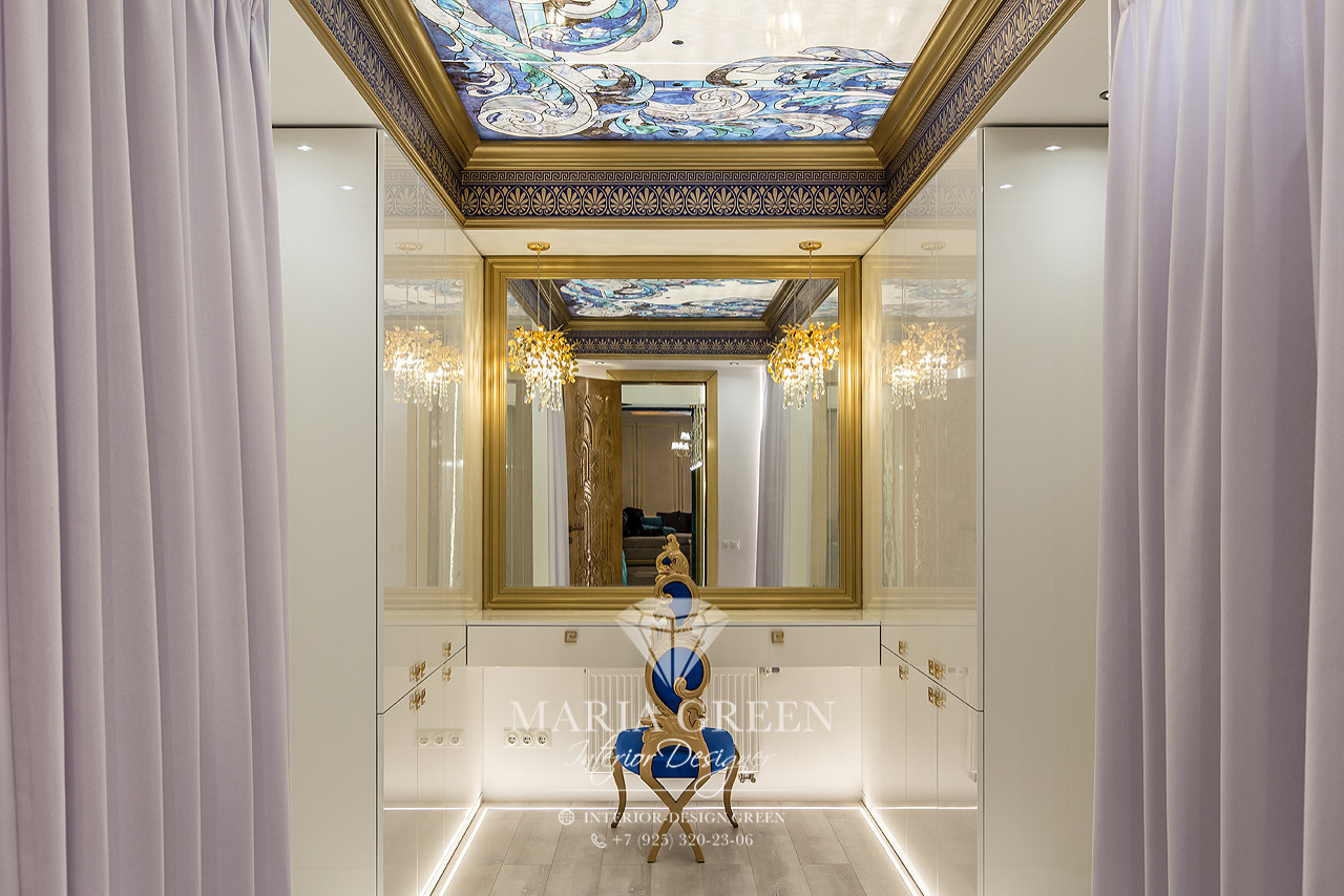 Art Deco and classic style in the interior of the apartment