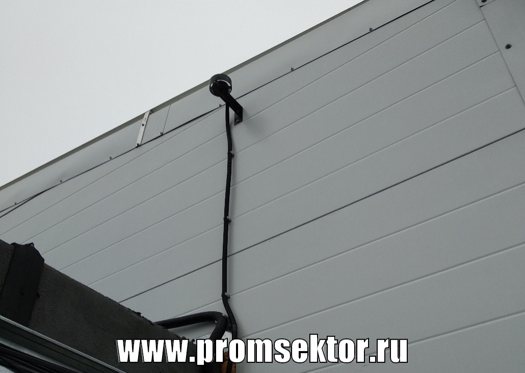 Антиобледенение кровли и водостоков