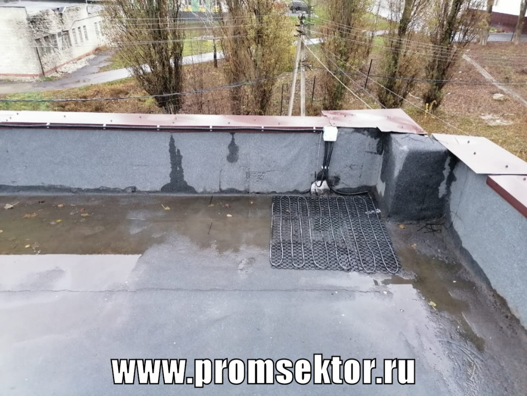 Антиобледенение кровли и водостоков