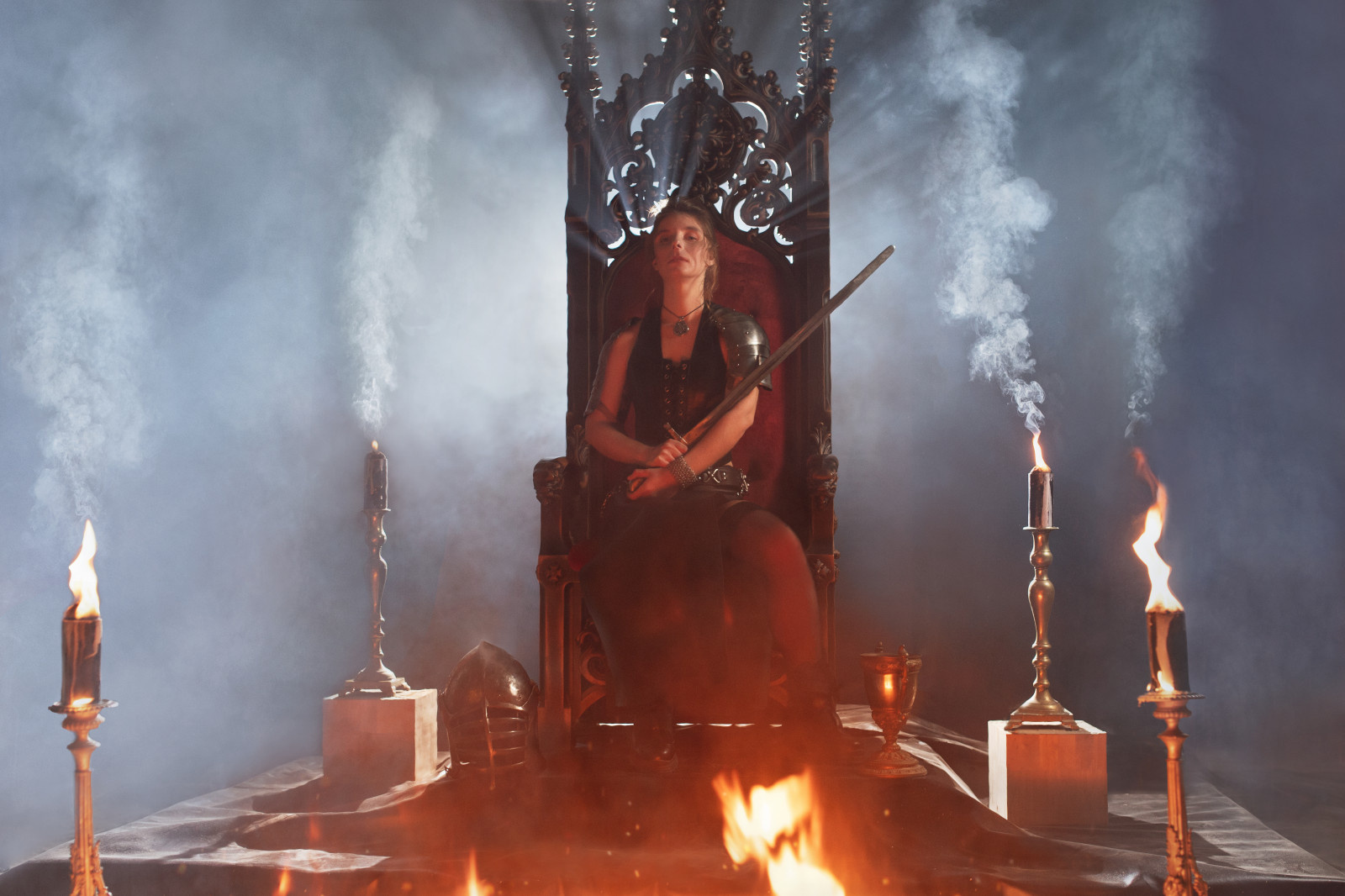 Готический трон