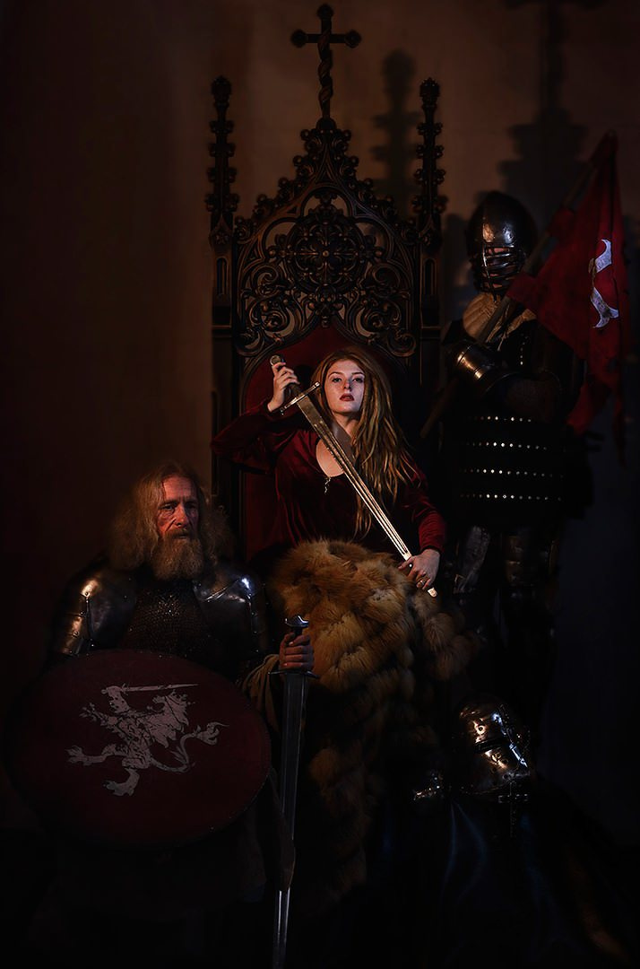 Готический трон