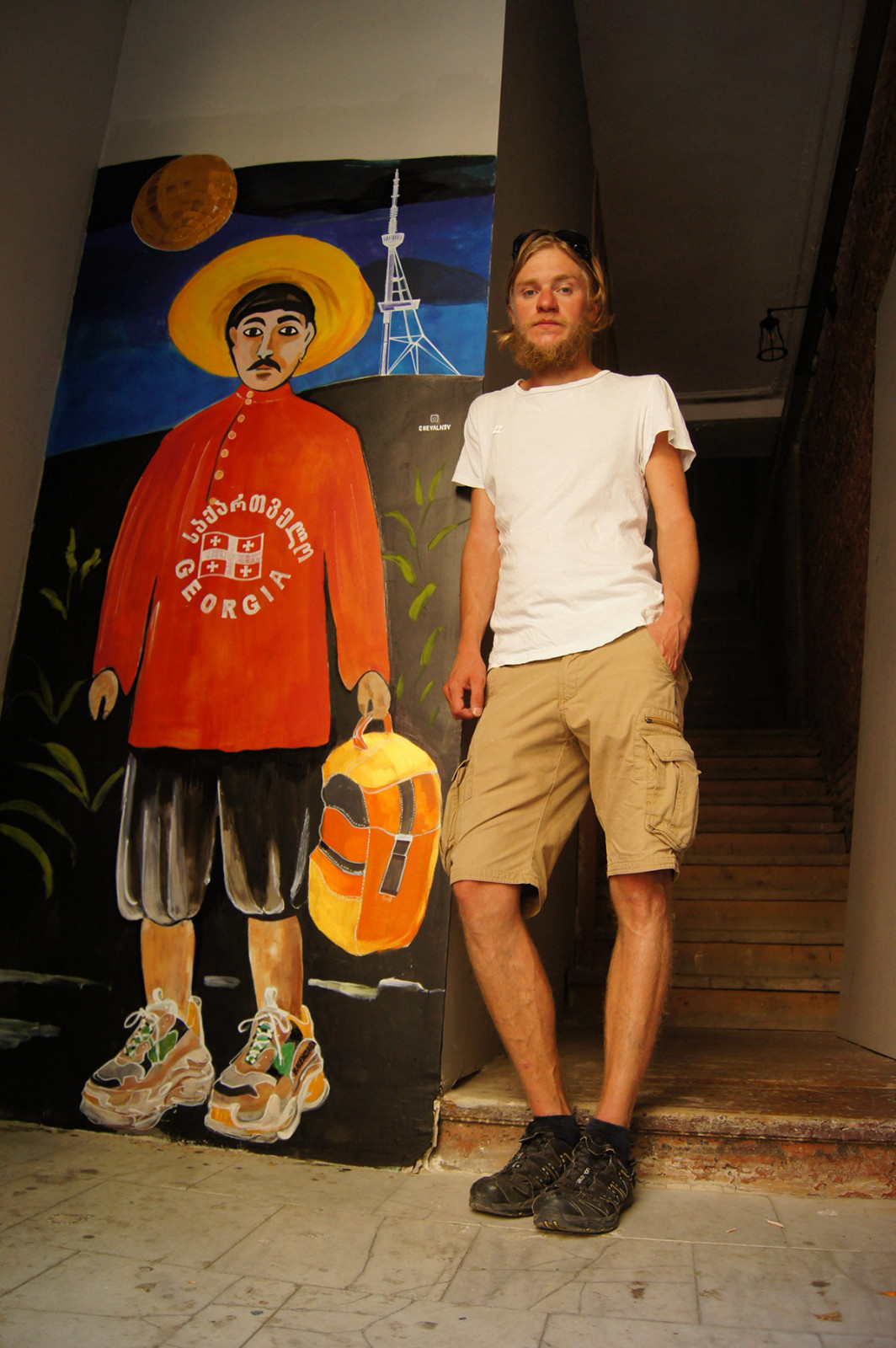 Роспись стен хостел WOODMOOD