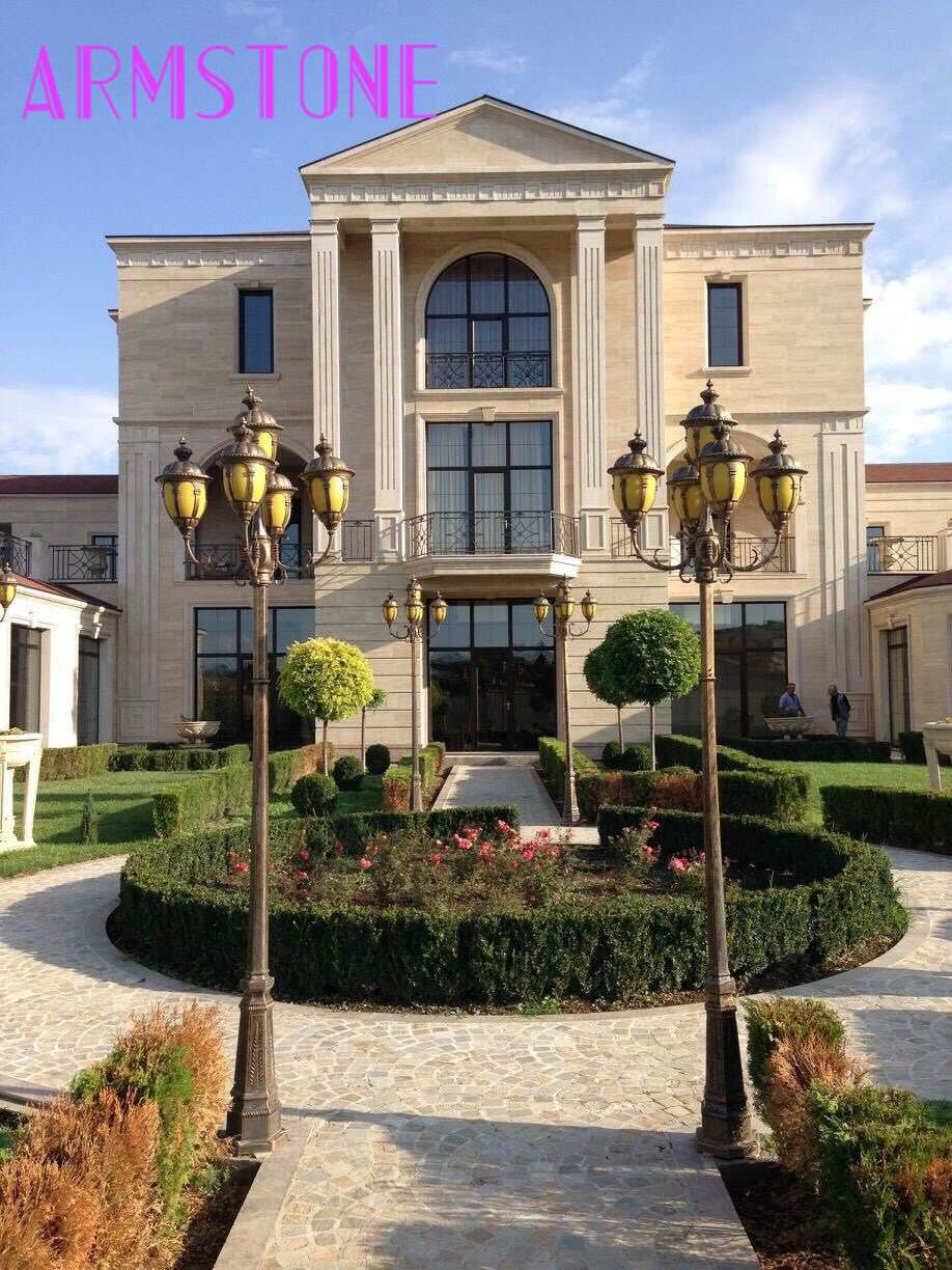 Фасад дома из камня мрамор, травертин,гранит и.т