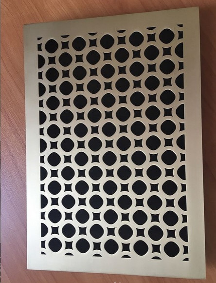 Камин-рама из латуни для двухстороннего камина