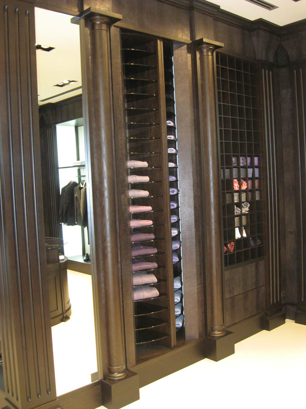 Магазин мужского костюма