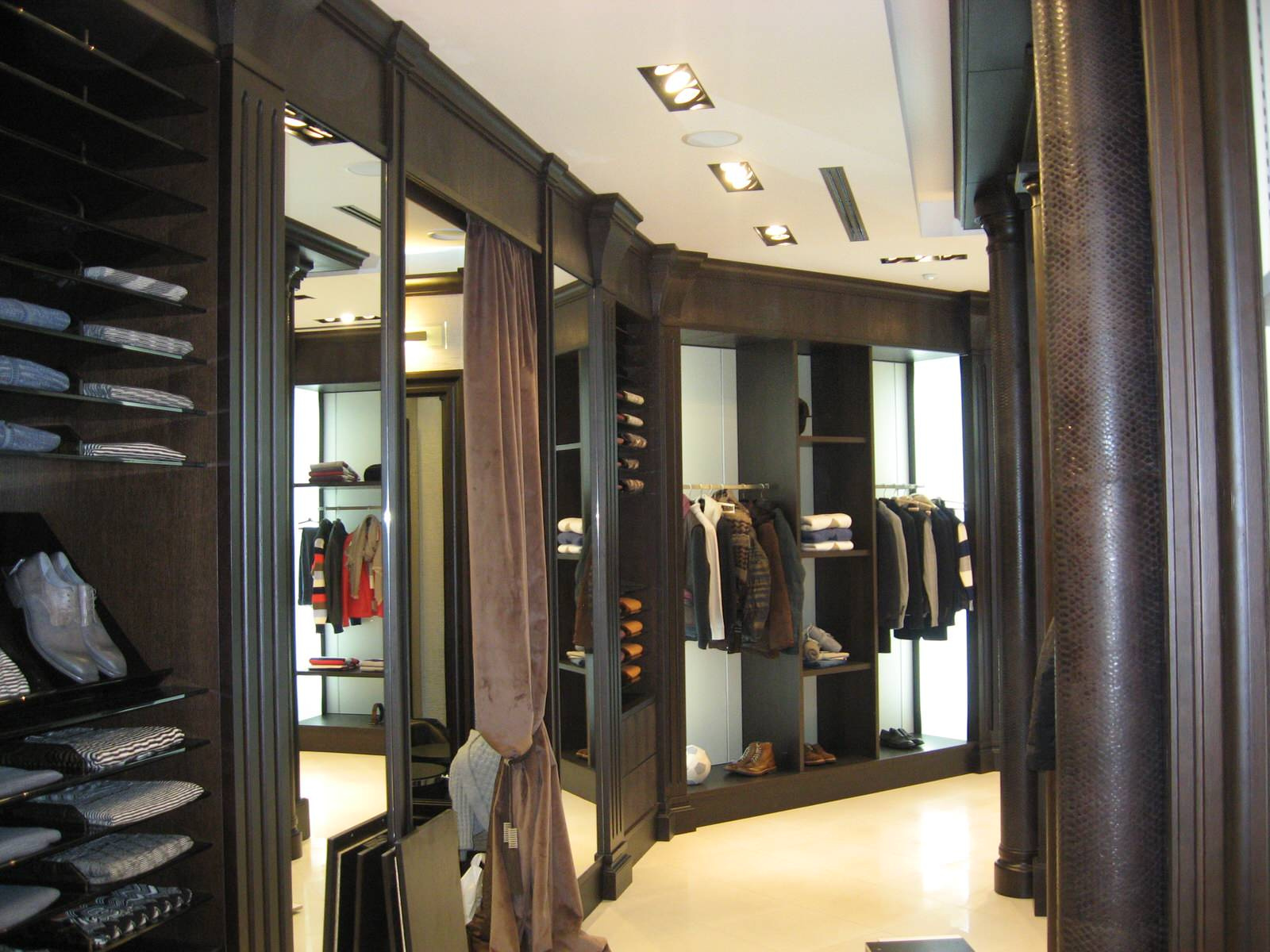 Магазин мужского костюма