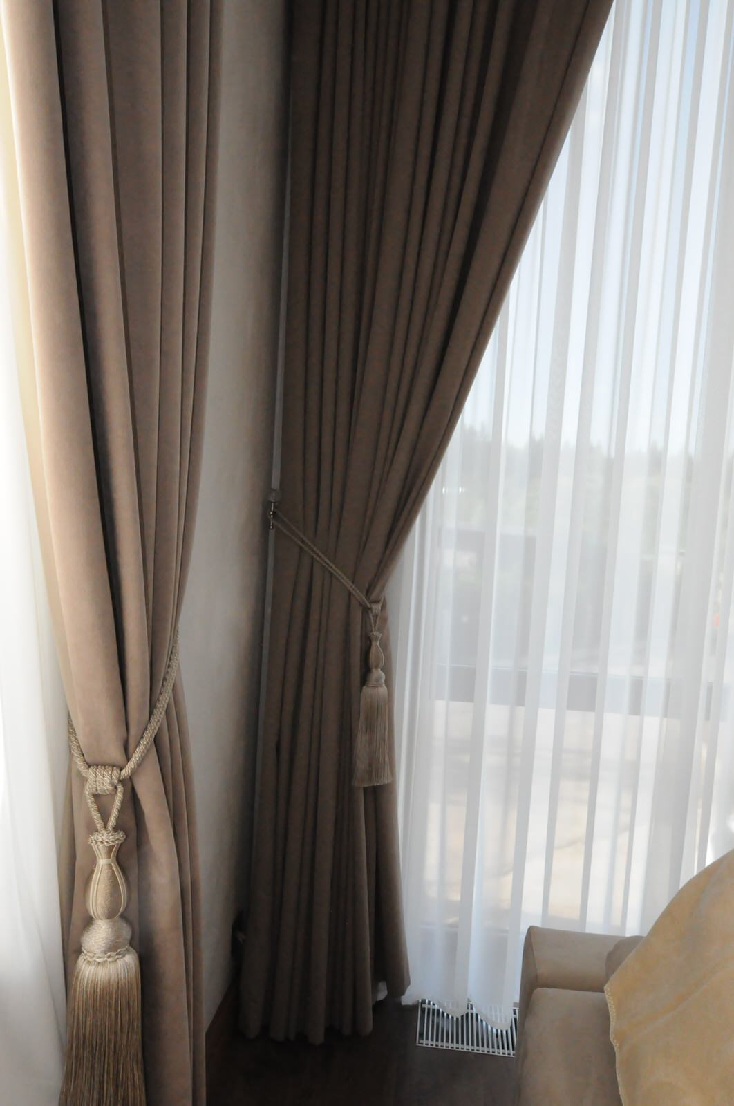 КП Променад Дом с электрикарнизами