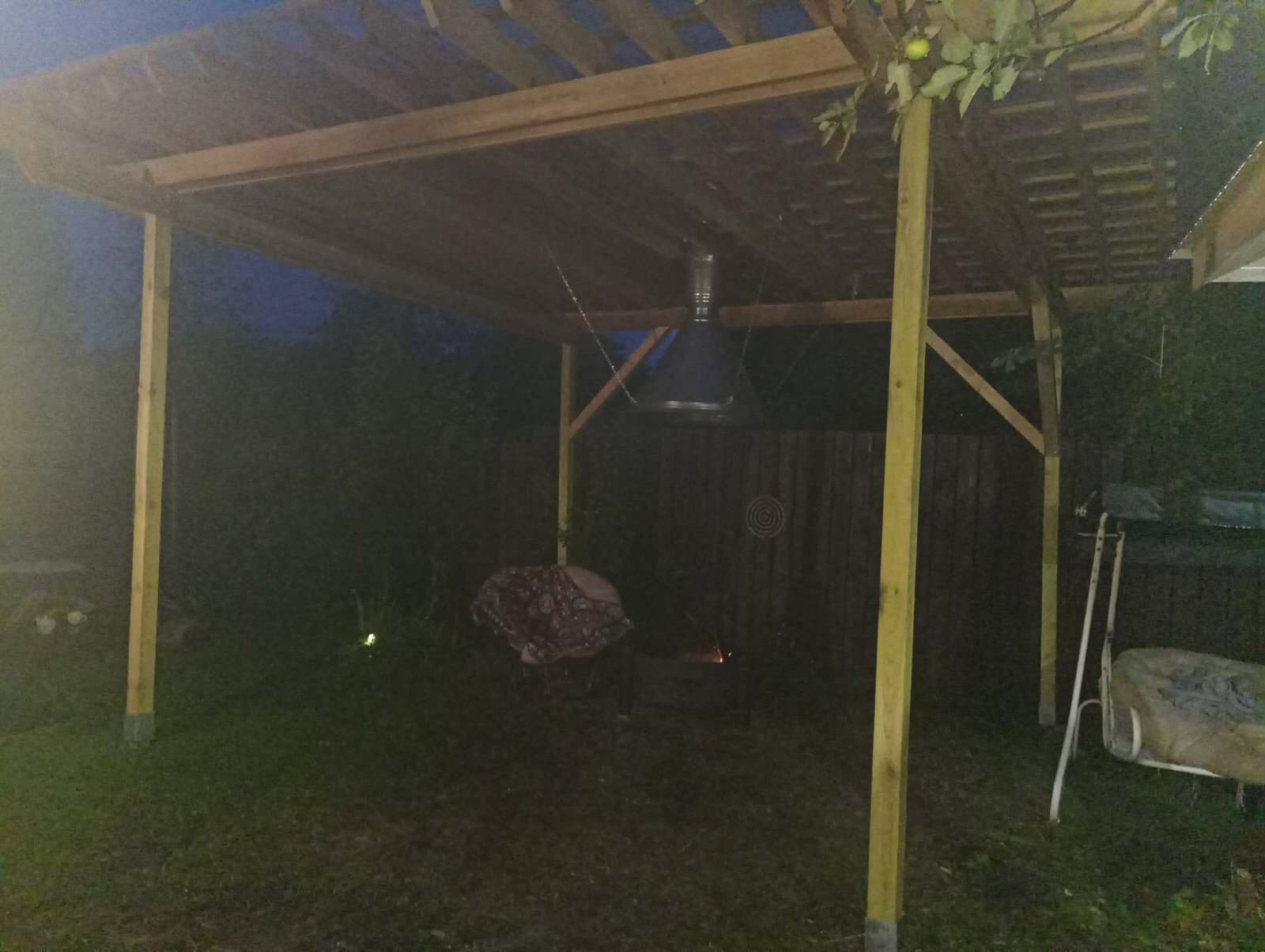 Обложка проекта: Пергола над очагом с зонтом для отведения дыма