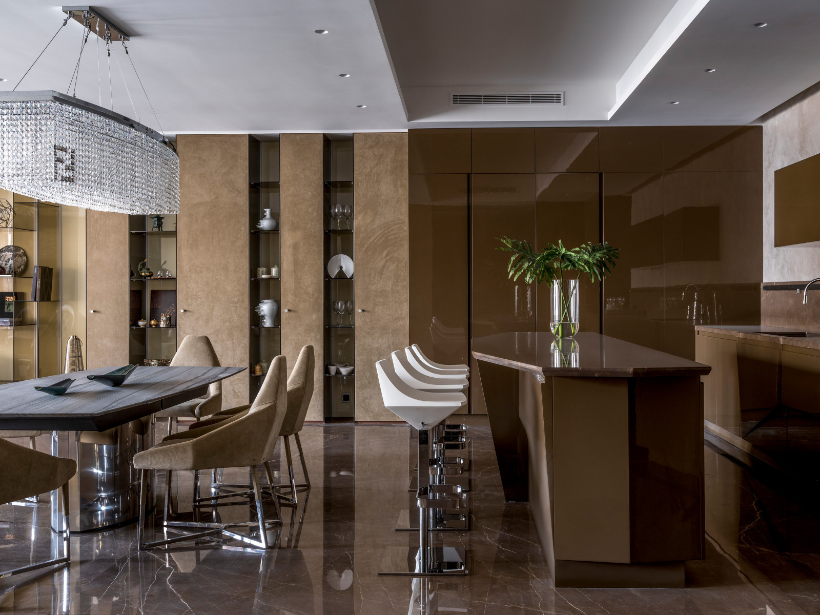 Квартира на Смоленской площади