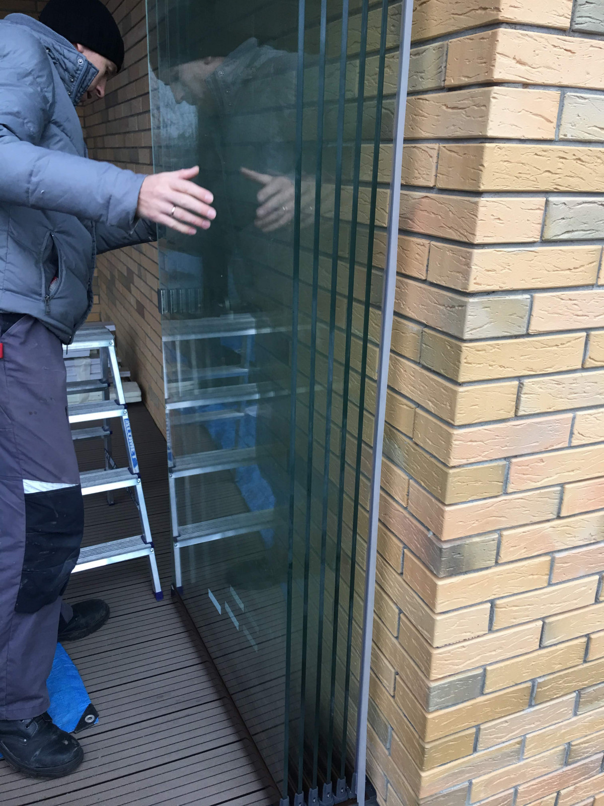 Застеклённая веранда с раздвижными створками