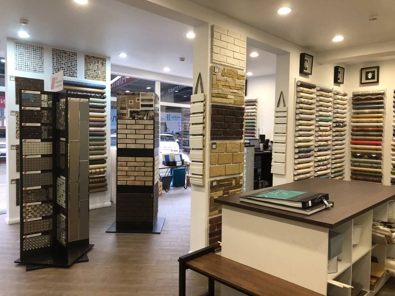 Салон Гауди в ТК Стройсити