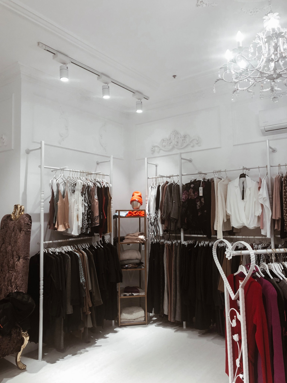Интерьер магазина Infinity, фото