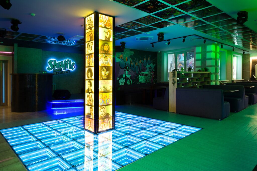 Танцевальный ресторан "Shuffle"
