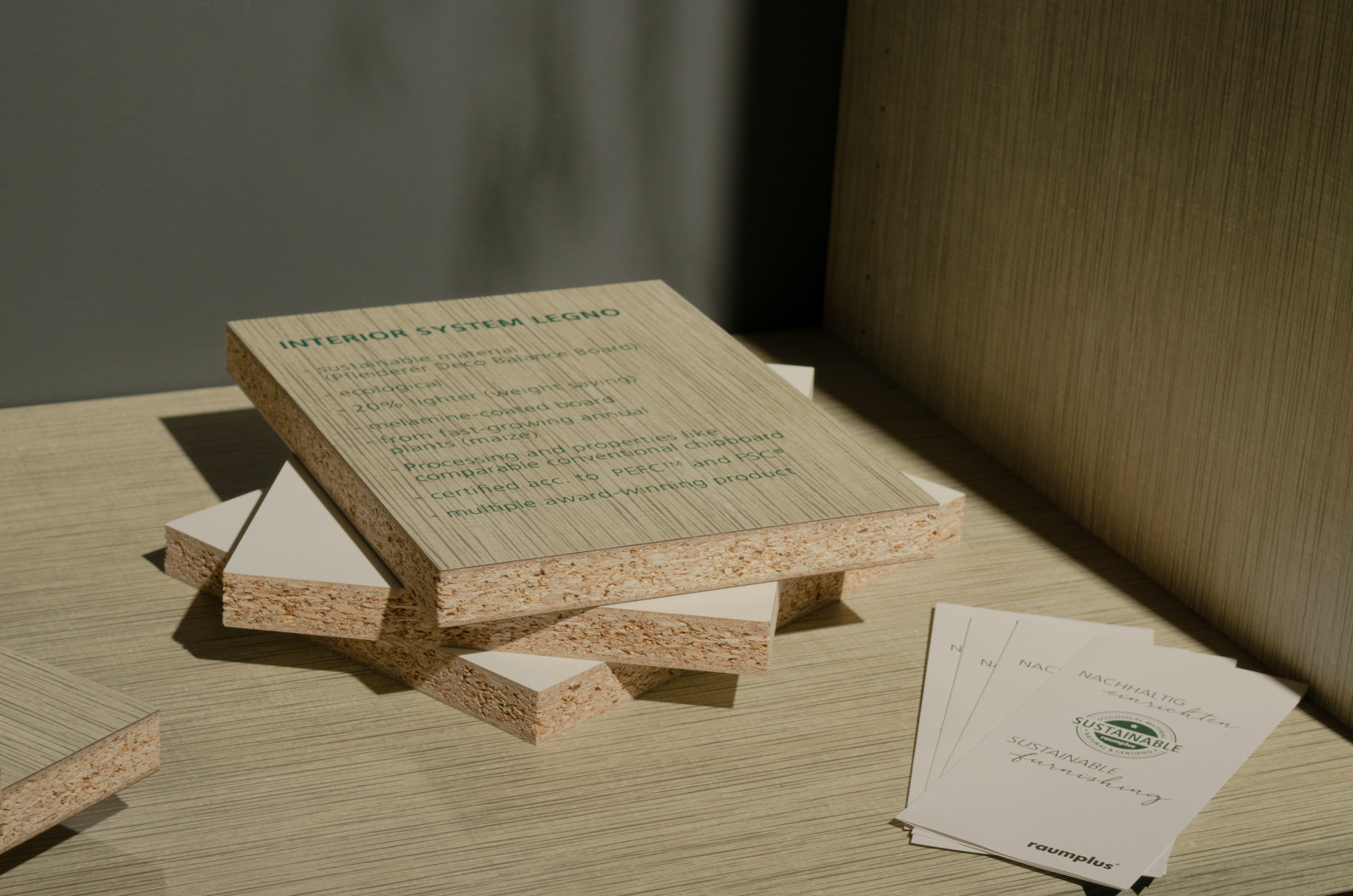 raumplus на выставке IMM Cologne 2020