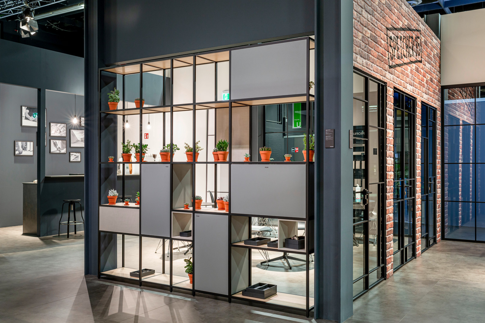 raumplus на выставке IMM Cologne 2020