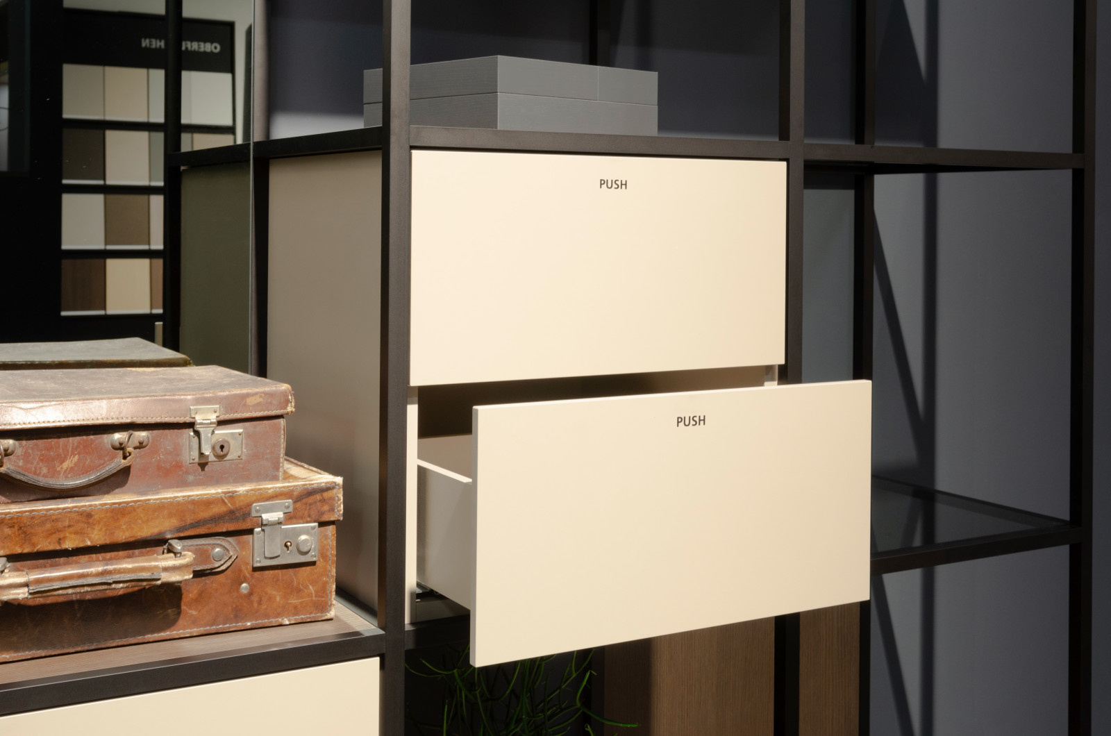 raumplus на выставке IMM Cologne 2020