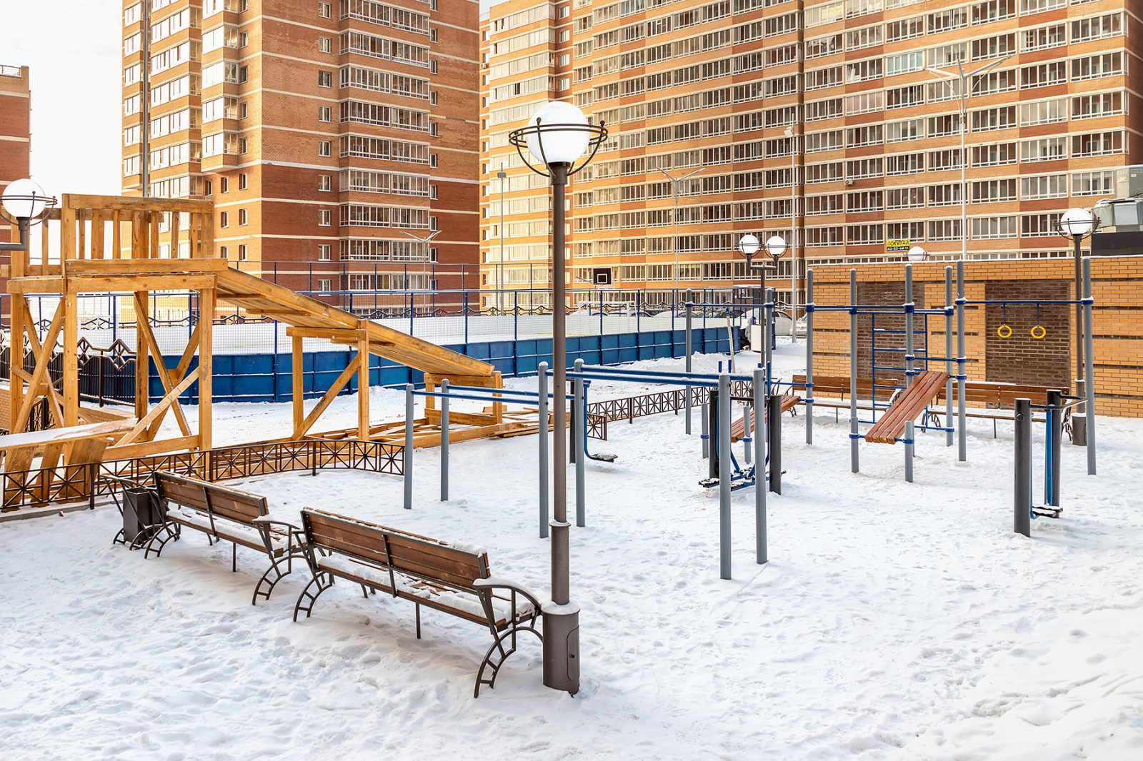 Дворовое благоустройство ЖК "Родные берега". Иркутск