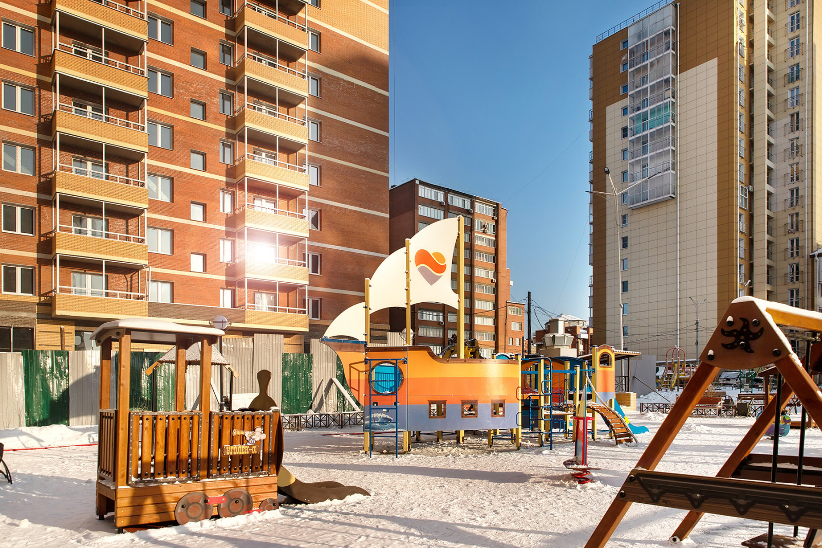 Дворовое благоустройство ЖК "Родные берега". Иркутск