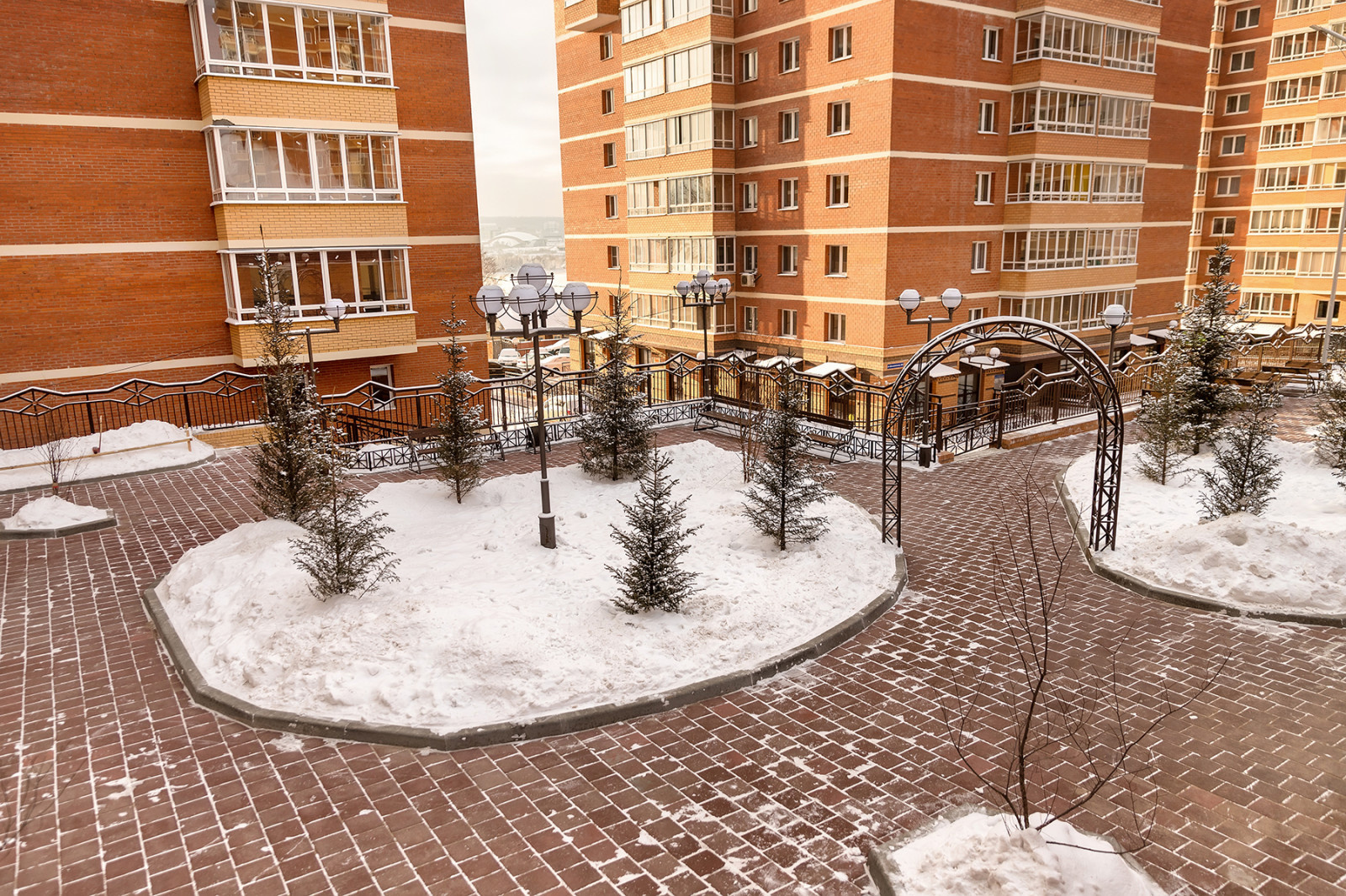 Дворовое благоустройство ЖК "Родные берега". Иркутск