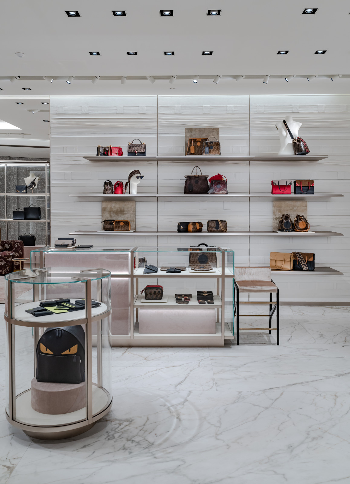 Бутик Fendi