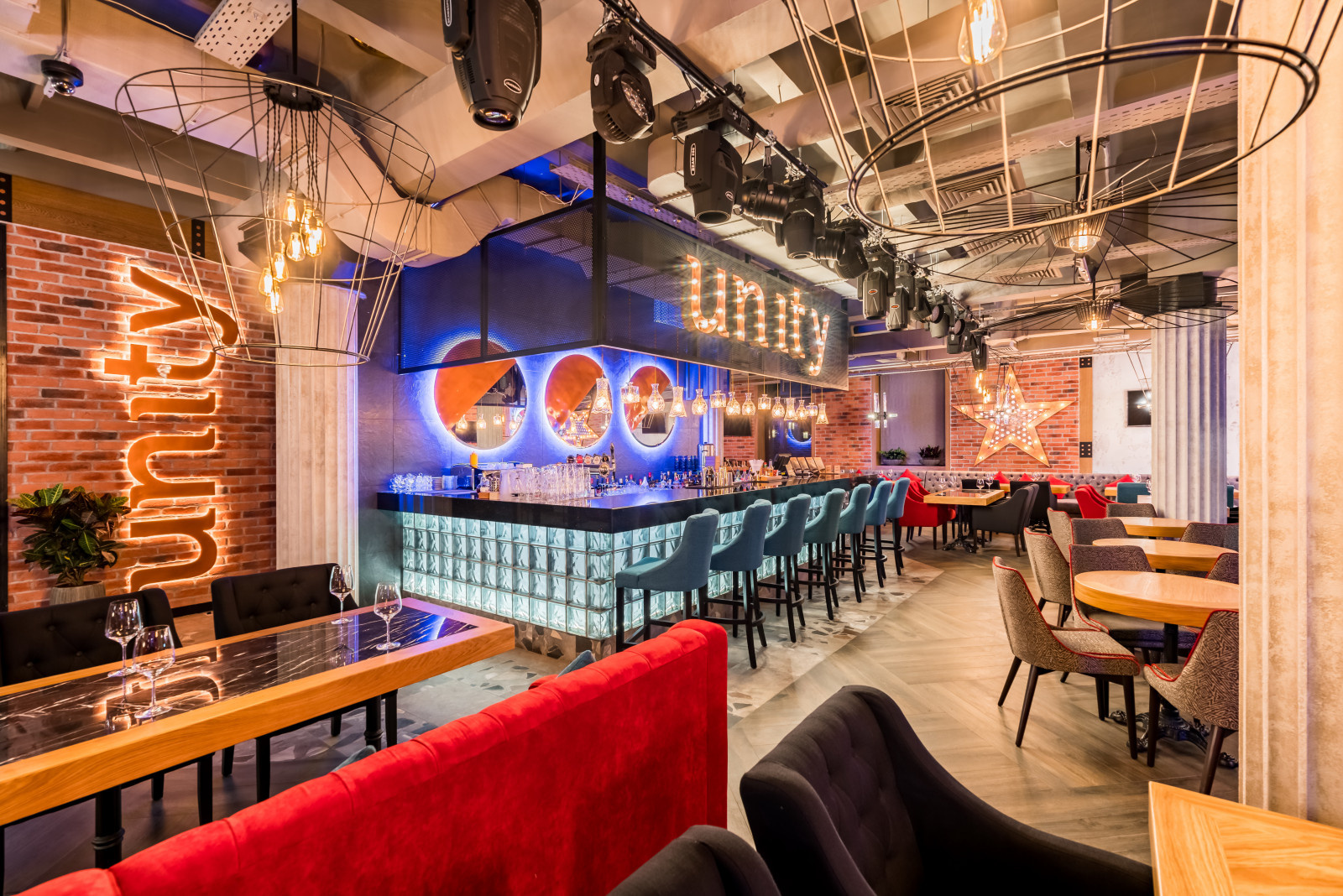 Restaurant "Unity" in the Medics Avenue