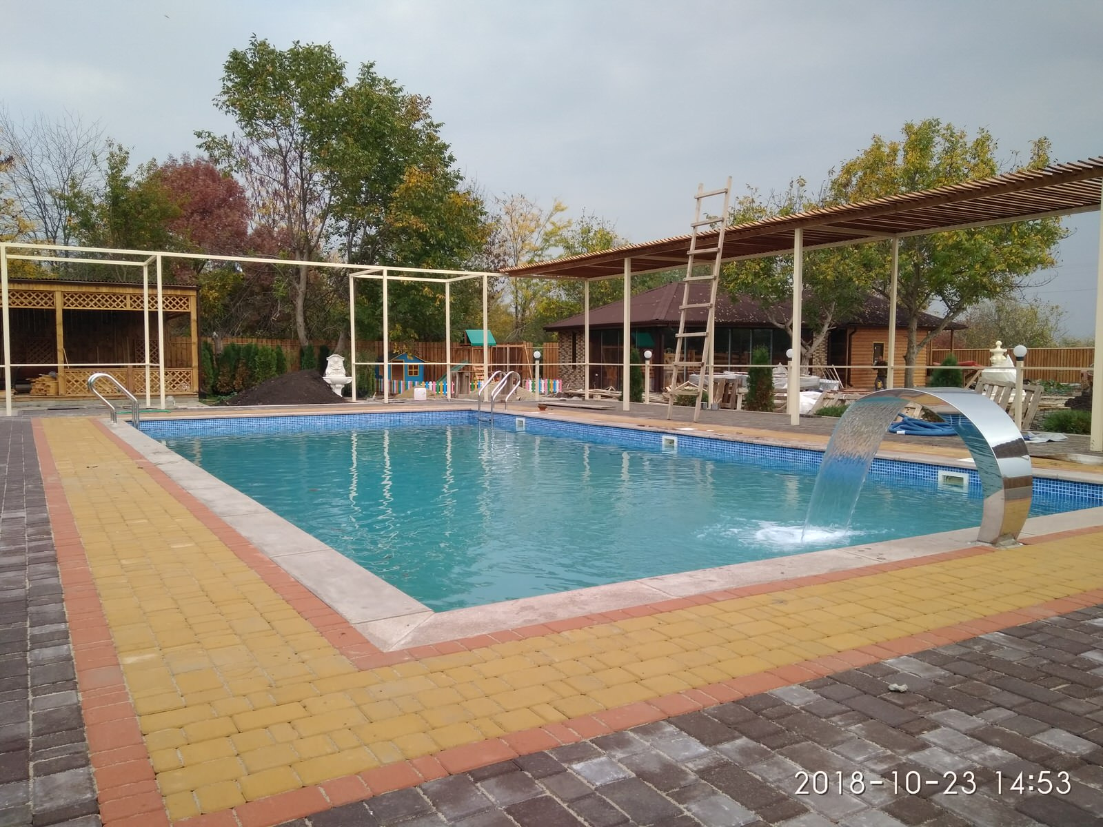 Обложка проекта: х. Богдосаров