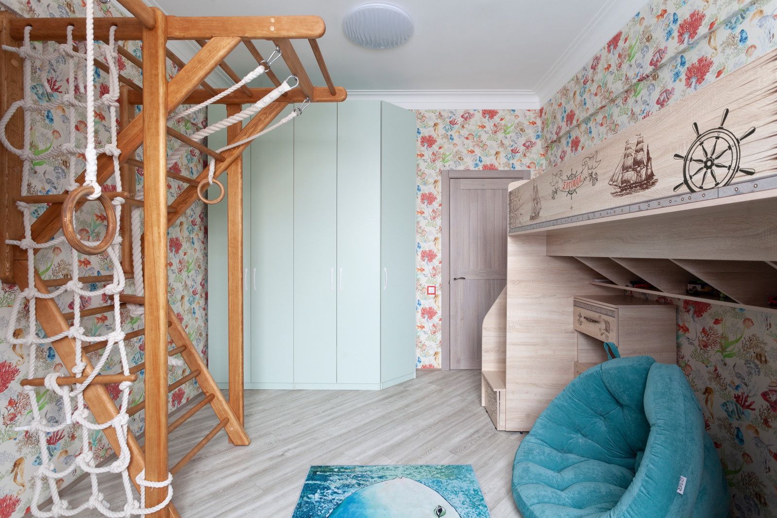 В гостях. Судостроительная