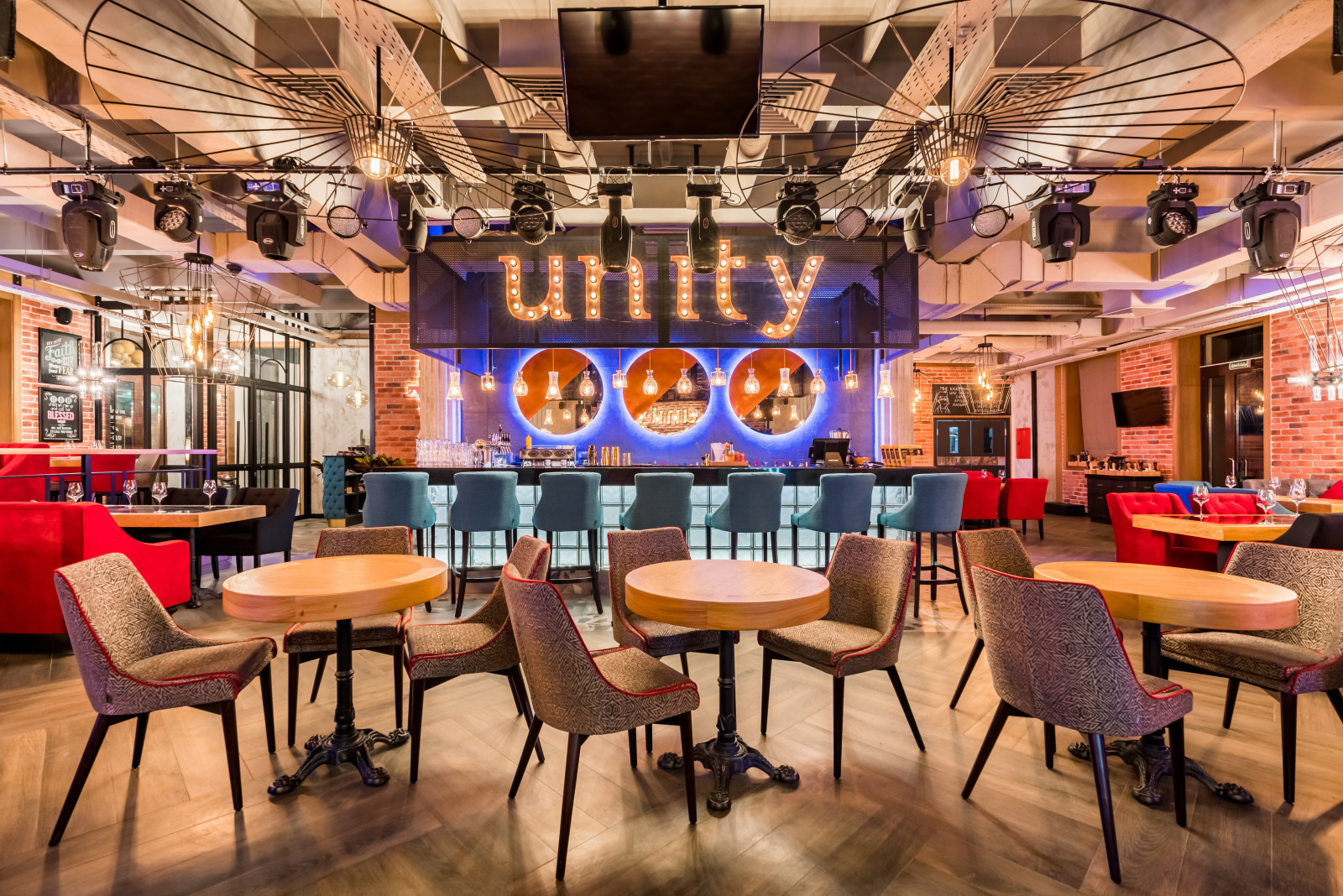 Restaurant "Unity" in the Medics Avenue