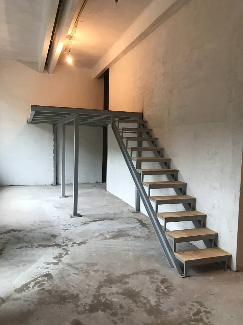 Спальня на антресольном этаже